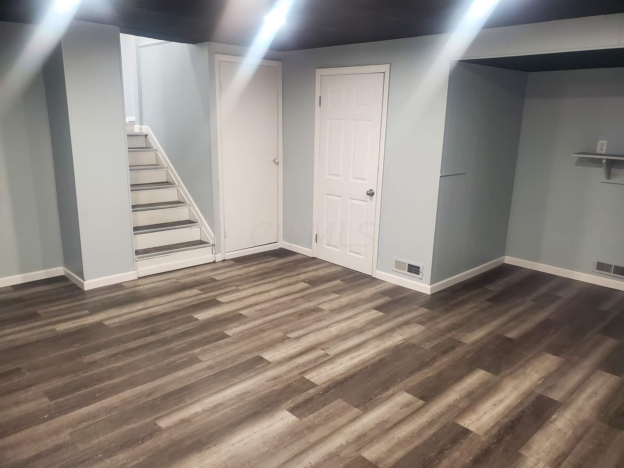 2960 Olivette Road Columbus, OH 43232 - Photo 7 of 16 received_715768929998181