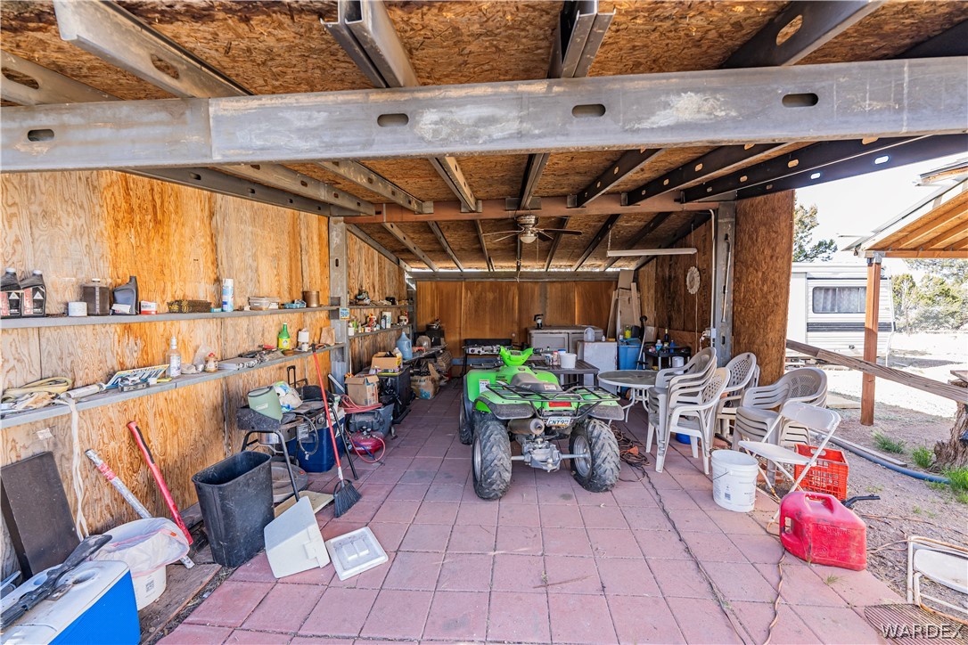 43900 West Weathervane Road Seligman, AZ 86337 - Photo 27 of 52 Gallery Image 27