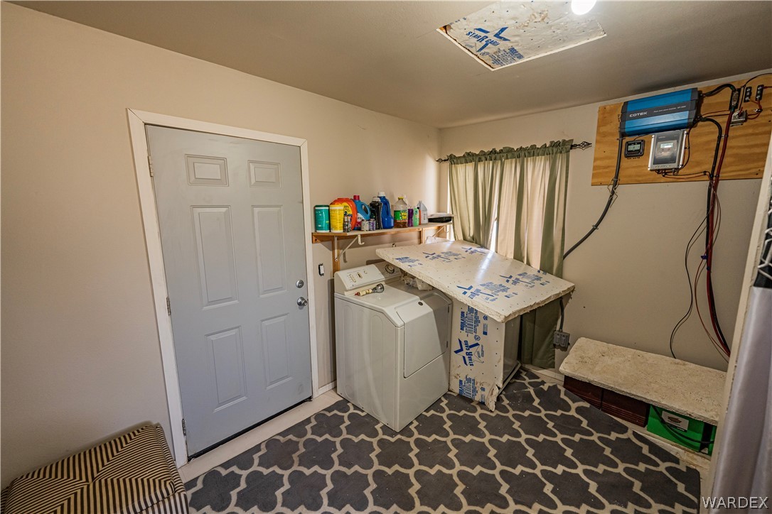 43900 West Weathervane Road Seligman, AZ 86337 - Photo 30 of 52 Gallery Image 30