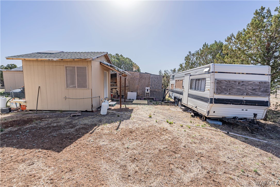 43900 West Weathervane Road Seligman, AZ 86337 - Photo 32 of 52 Gallery Image 32