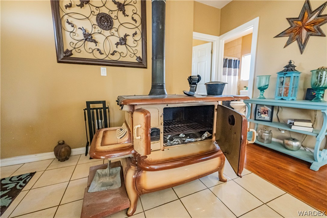 43900 West Weathervane Road Seligman, AZ 86337 - Photo 10 of 52 Gallery Image 10