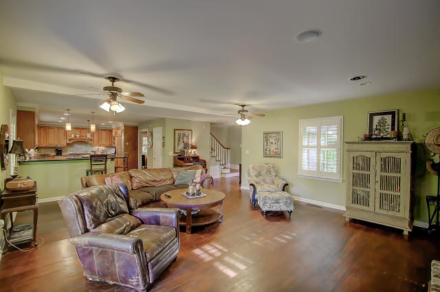 704 Willow Lake Road Charleston, SC 29412 - Photo 14 of 44 Family Room