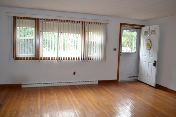 12 Dove Road Marlborough, MA 01752 - Photo 8 of 28 Gallery Image 8