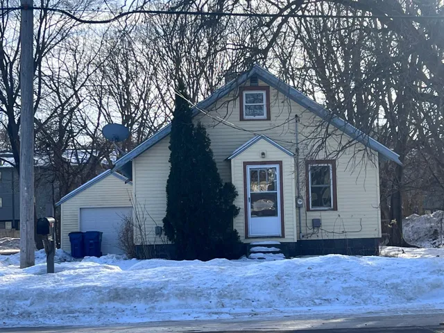 $154,900 | 1712 University Drive Southeast, St. Cloud, MN 56304