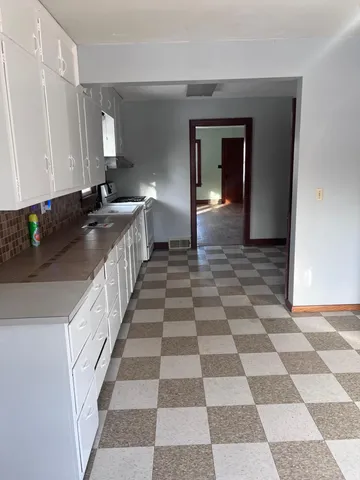 $154,900 | 1712 University Drive Southeast, St. Cloud, MN 56304