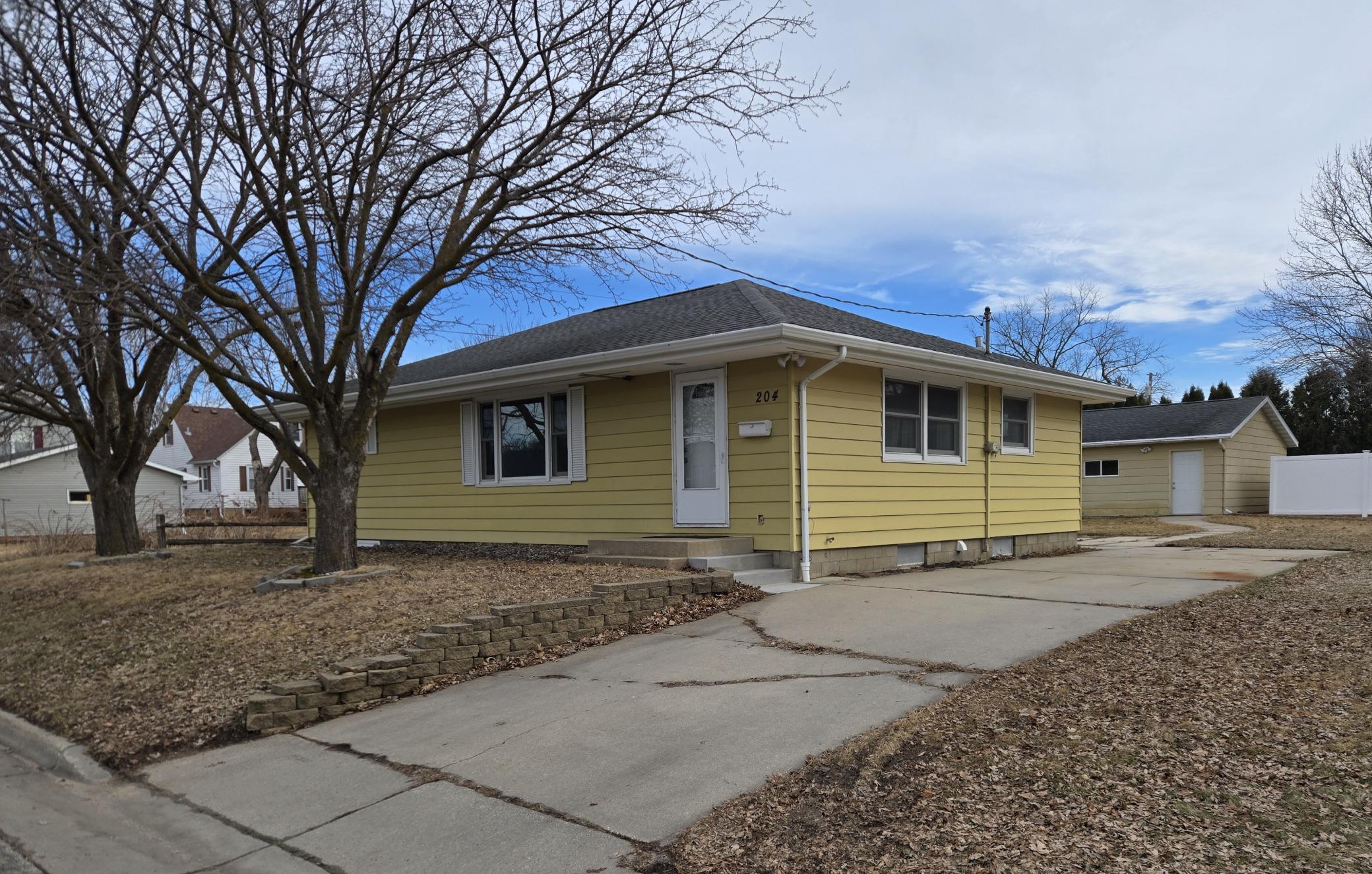 204 4th Avenue Southwest Stewartville, MN 55976 - Photo 1 of 1