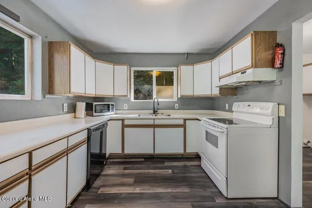 $425,000 | 94 Lochsa Lane, Pinehurst, ID 83850