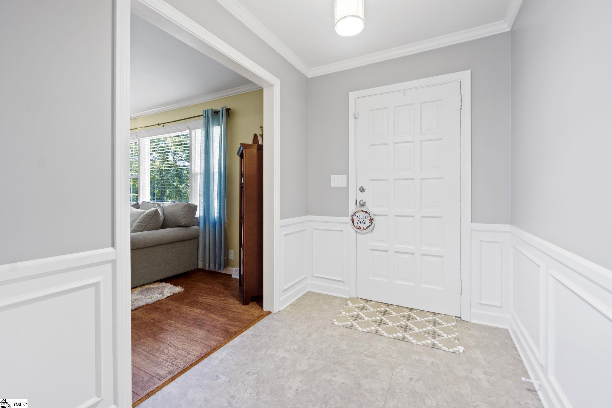 34 Rollingreen Road Greer, SC 29651 - Photo 2 of 30 Gallery Image 2