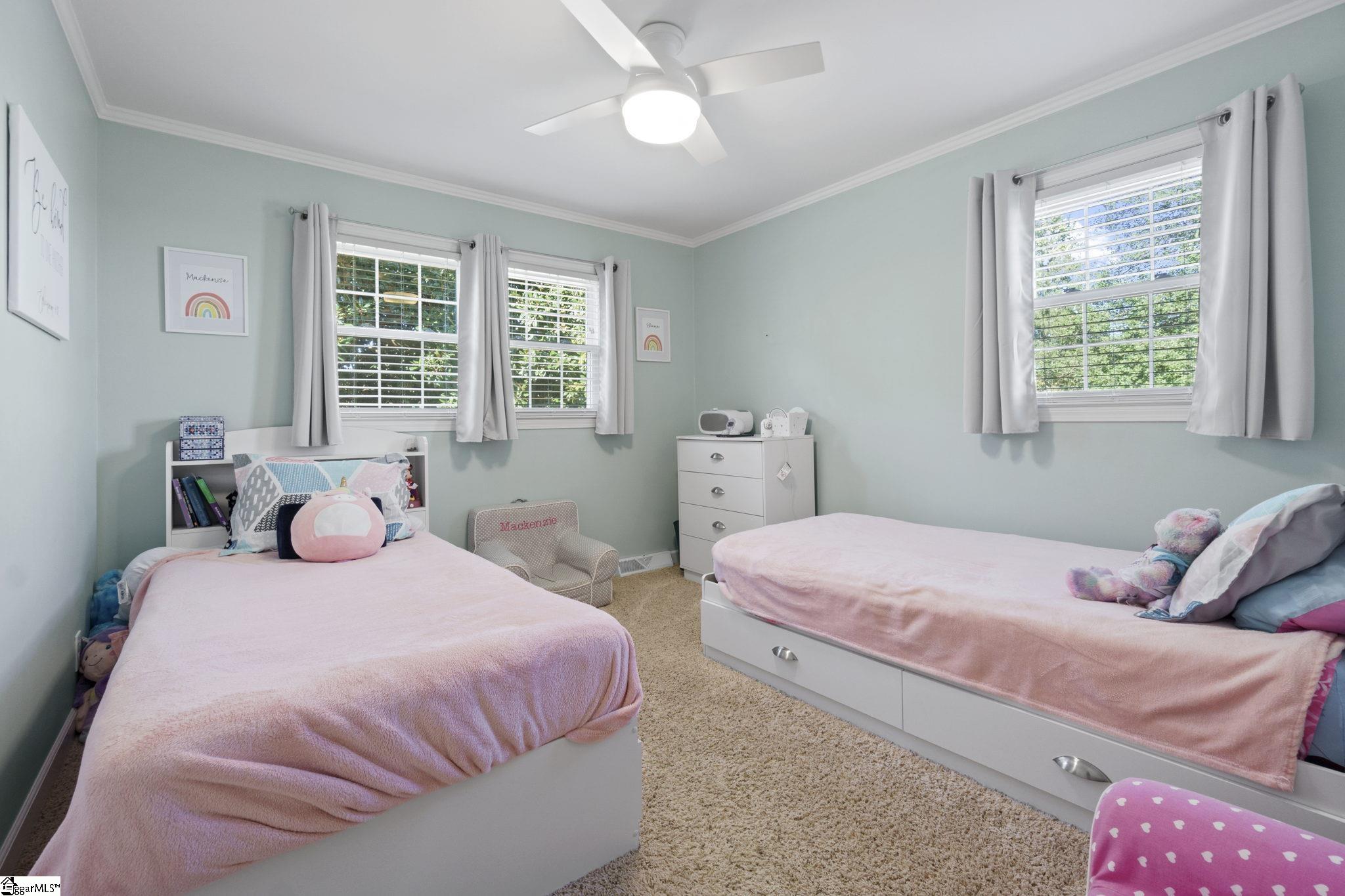 34 Rollingreen Road Greer, SC 29651 - Photo 16 of 30 Gallery Image 16