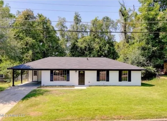$145,000 | 108 Spring Ridge Drive, Vicksburg, MS 39180