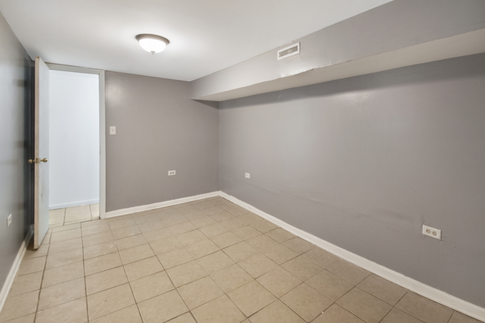 252 West 115th Street Chicago, IL 60628 - Photo 14 of 18