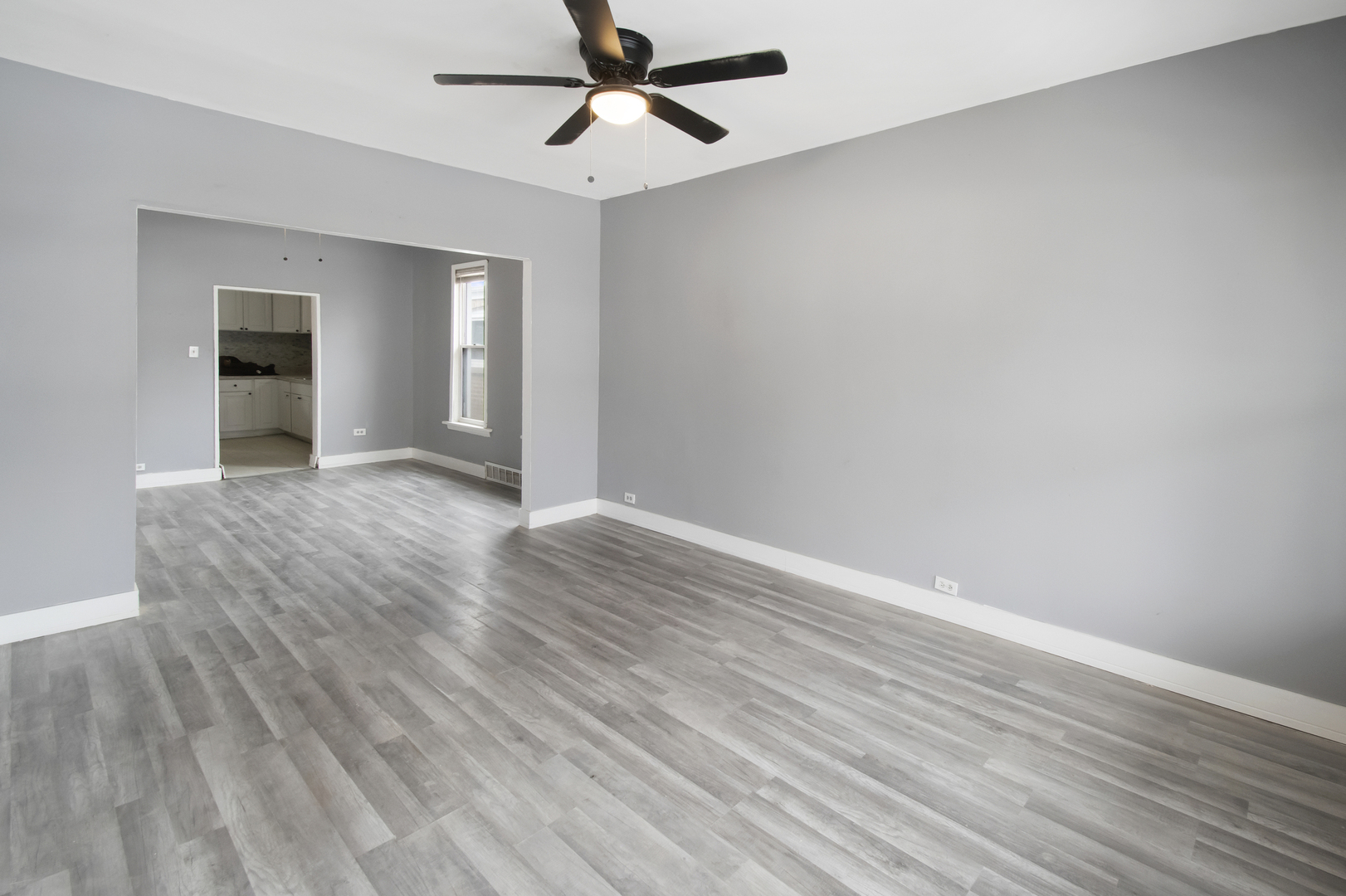 252 West 115th Street Chicago, IL 60628 - Photo 2 of 18