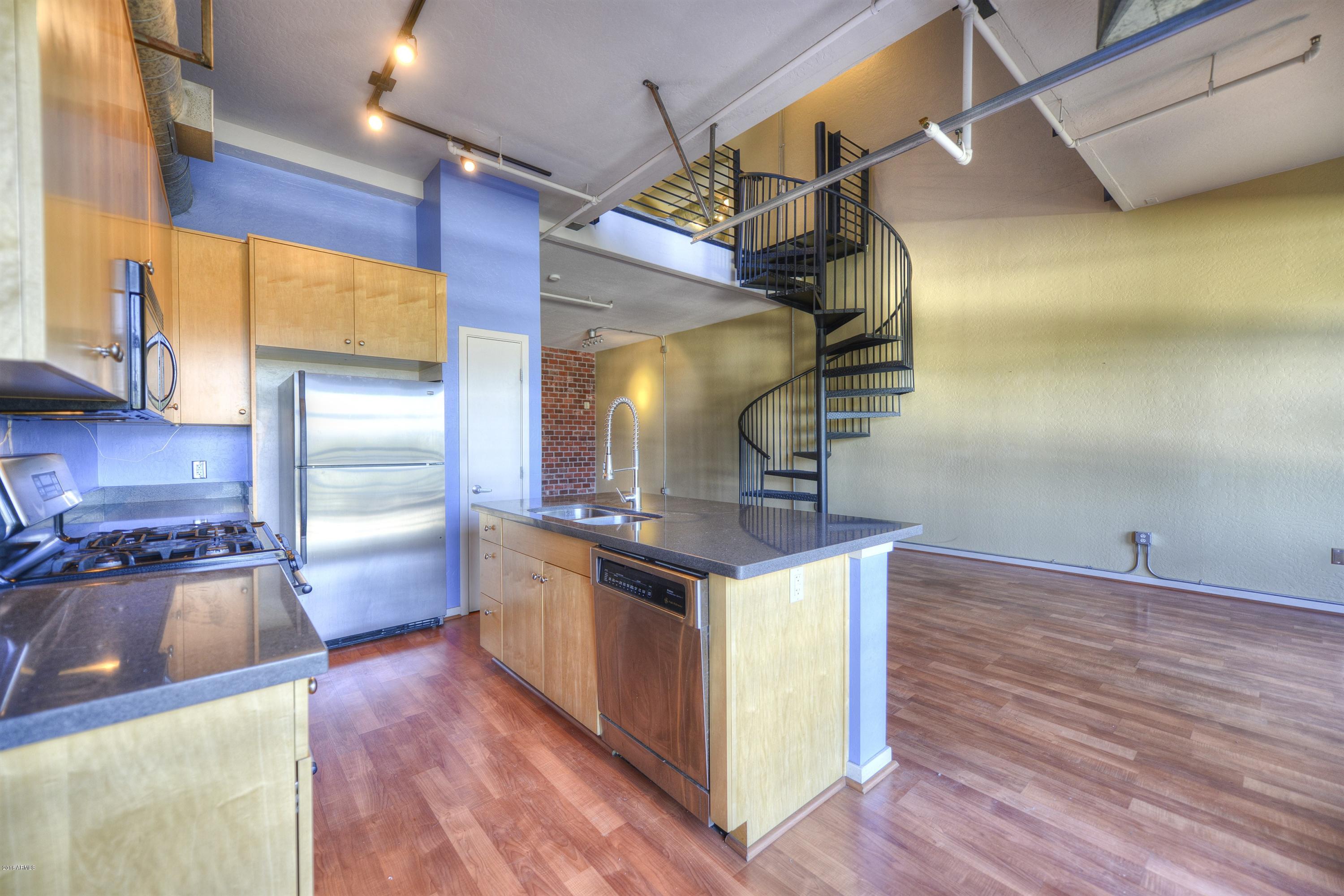 914 East Osborn Road, Unit 210 Phoenix, AZ 85014 - Photo 3 of 17 Kitchen