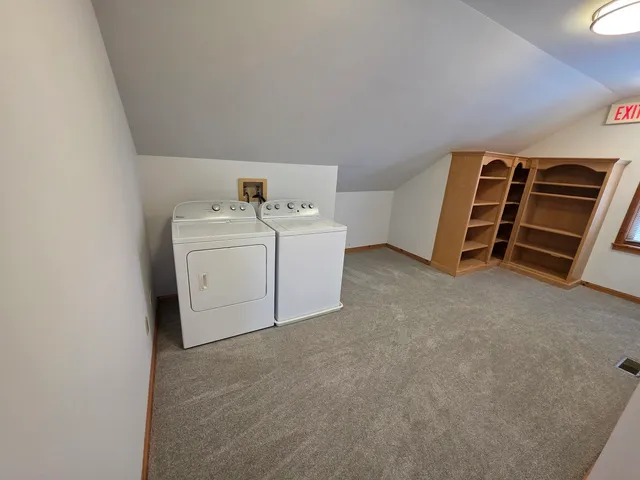 $1,900 | 236 Robert Parker Coffin Road, Unit 236, Long Grove, IL 60047