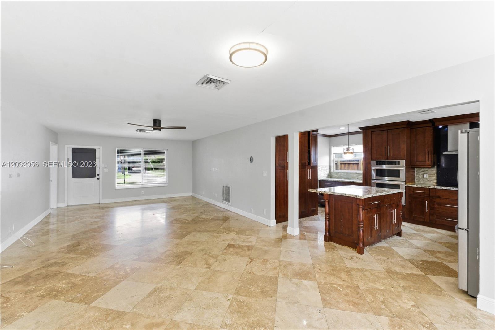 719 North 31st Road Hollywood, FL 33021 - Photo 4 of 14