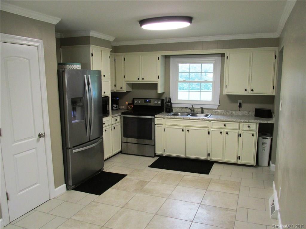 7020 Medlin Road Monroe, NC 28112 - Photo 4 of 20