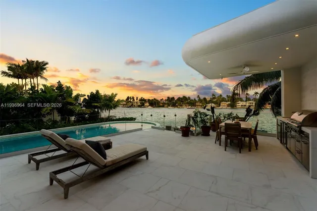 $31,000,000 | 503 East Dilido Drive, Miami Beach, FL 33139