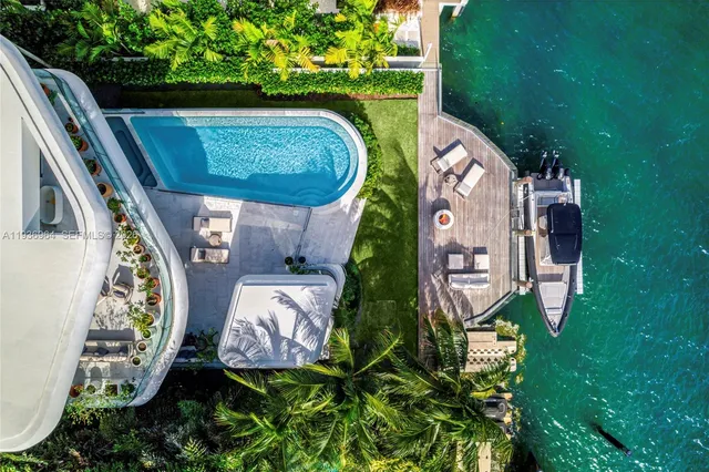 $31,000,000 | 503 East Dilido Drive, Miami Beach, FL 33139