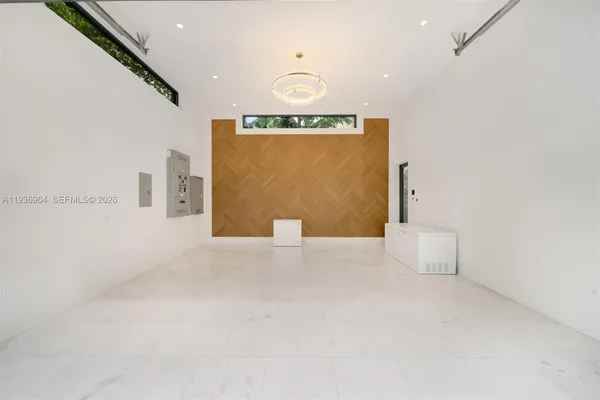 $29,995,000 | 503 East Dilido Drive, Miami Beach, FL 33139