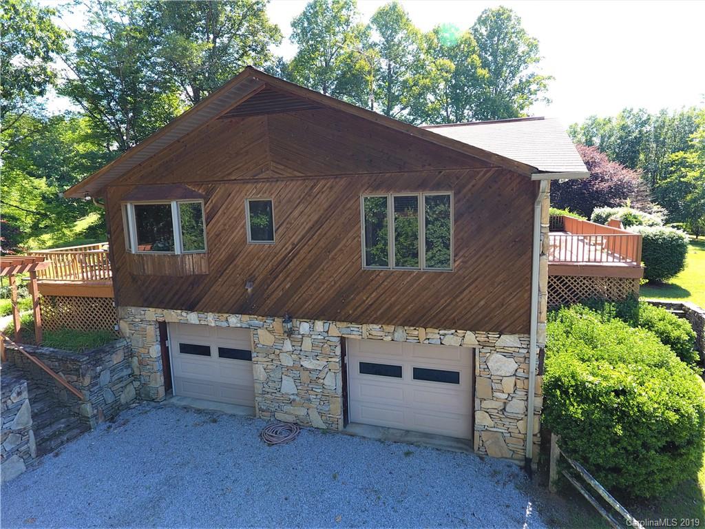 620 Mark Freeman Road Hendersonville, NC 28792 - Photo 3 of 47 Gallery Image 3