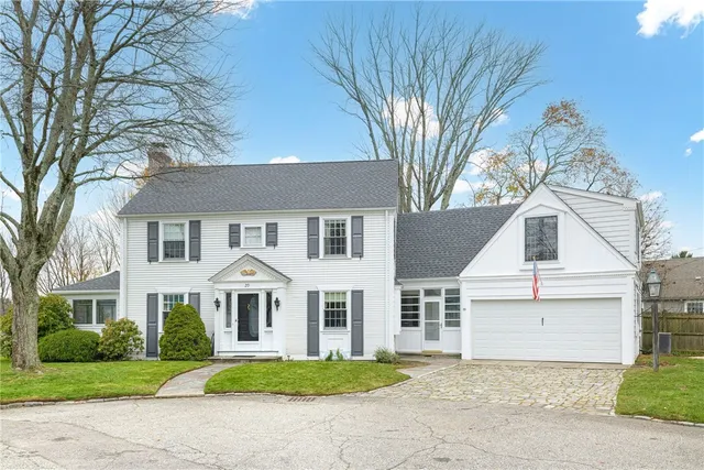 $679,000 | 20 Elmsgate Way, East Providence, RI 02916