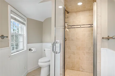 $679,000 | 20 Elmsgate Way, East Providence, RI 02916