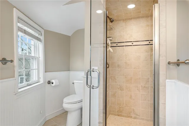 $679,000 | 20 Elmsgate Way, East Providence, RI 02916