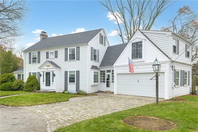 $679,000 | 20 Elmsgate Way, East Providence, RI 02916