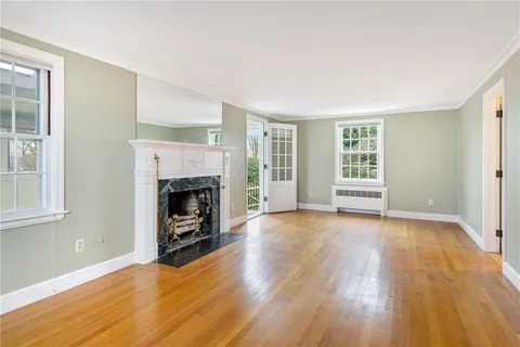 $679,000 | 20 Elmsgate Way, East Providence, RI 02916