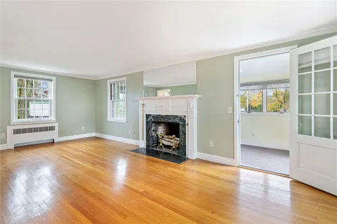 $679,000 | 20 Elmsgate Way, East Providence, RI 02916