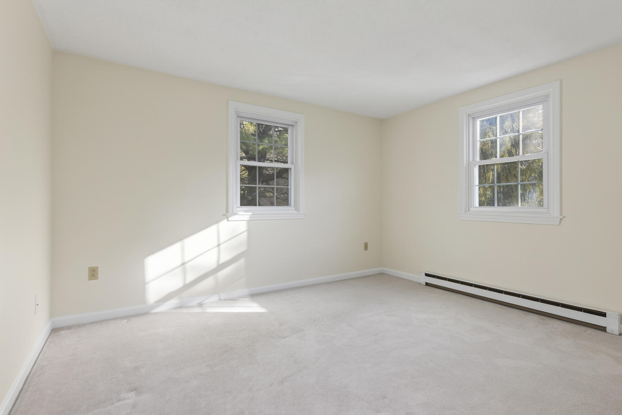 12 Edgecomb Court, Unit 12 Portland, ME 04103 - Photo 20 of 42 12 Edgecomb_W5_29