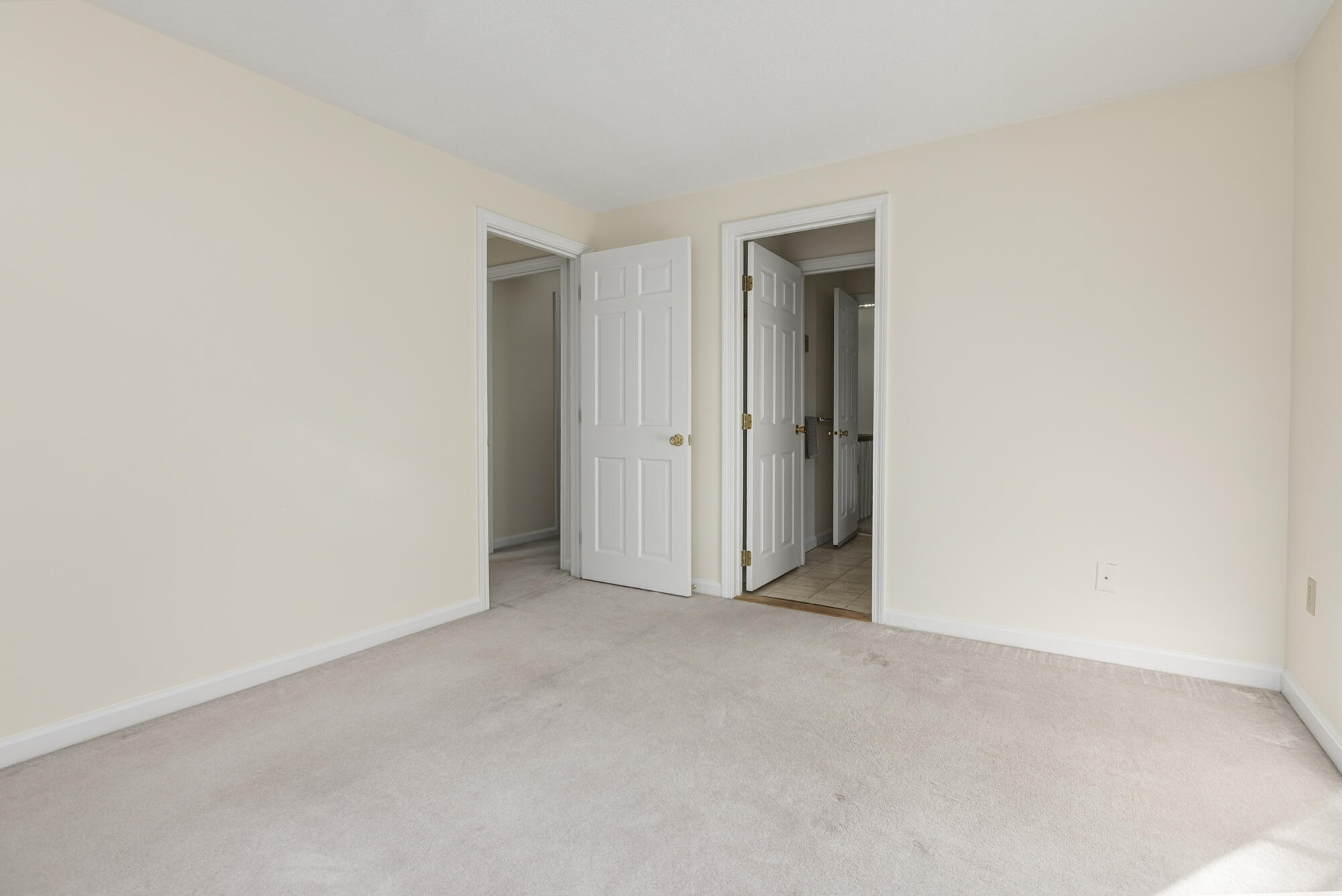 12 Edgecomb Court, Unit 12 Portland, ME 04103 - Photo 21 of 42 12 Edgecomb_W5_30