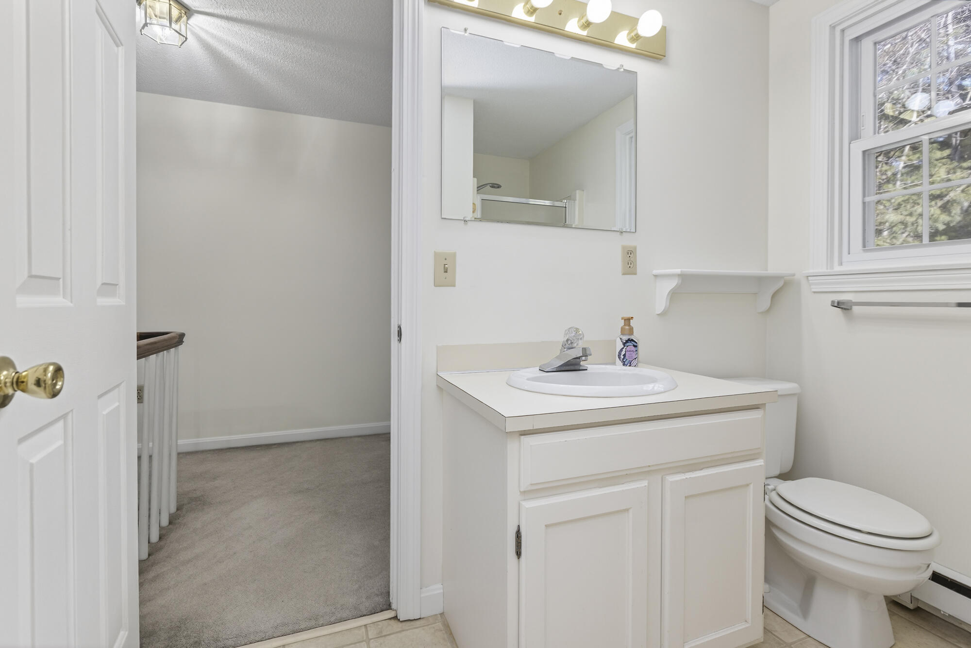 12 Edgecomb Court, Unit 12 Portland, ME 04103 - Photo 23 of 42 12 Edgecomb_W5_32