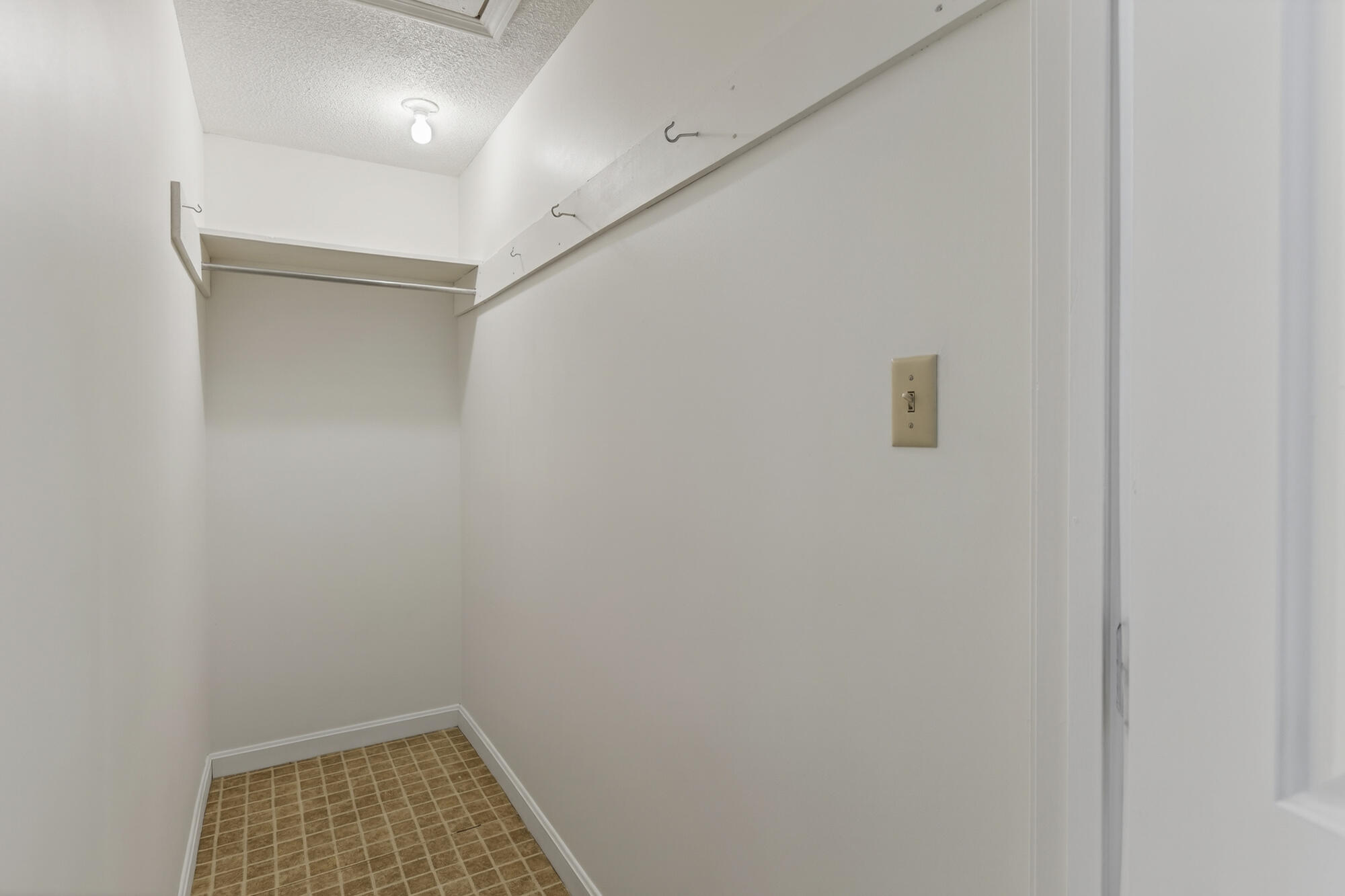 12 Edgecomb Court, Unit 12 Portland, ME 04103 - Photo 29 of 42 12 Edgecomb_W5_38