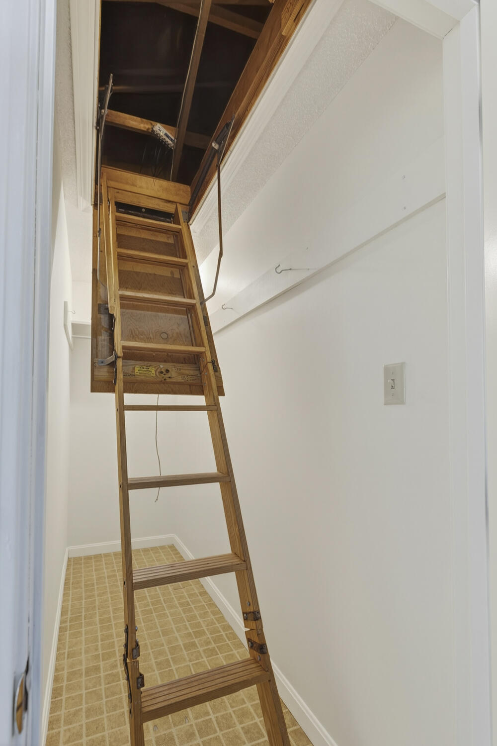 12 Edgecomb Court, Unit 12 Portland, ME 04103 - Photo 30 of 42 12 Edgecomb_W5_49