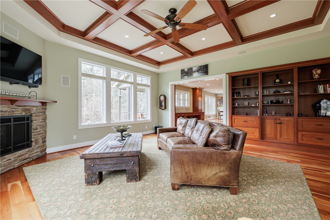 148 Park Road Perinton, NY 14534 - Photo 23 of 49