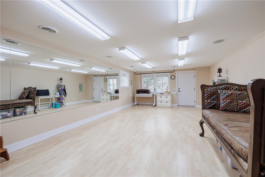 148 Park Road Perinton, NY 14534 - Photo 41 of 49