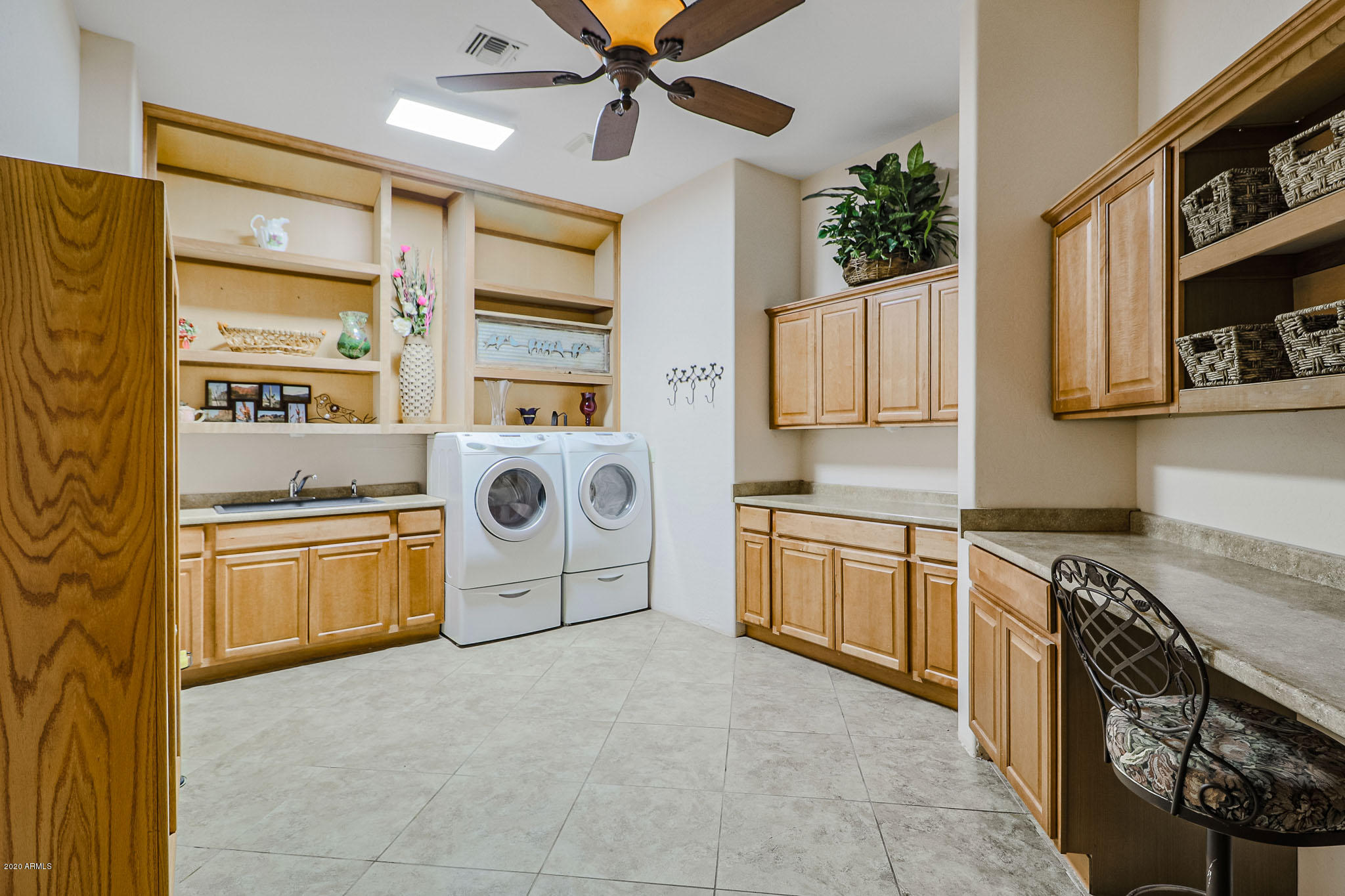 3830 North Marlow Road Apache Junction, AZ 85119 - Photo 20 of 26 Laundry Room