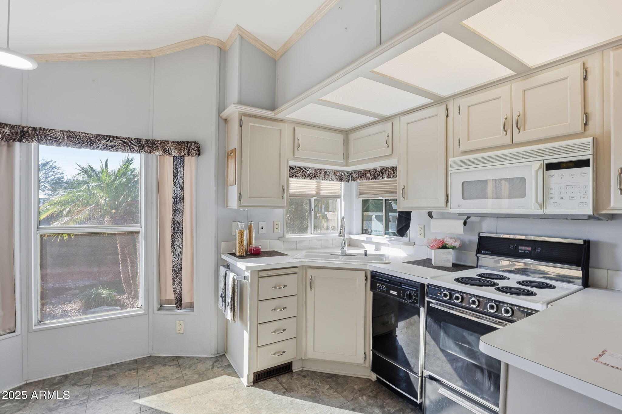 11201 North El Mirage Road, Unit 720 El Mirage, AZ 85335 - Photo 2 of 43 13-web-or-mls-IMG_0054