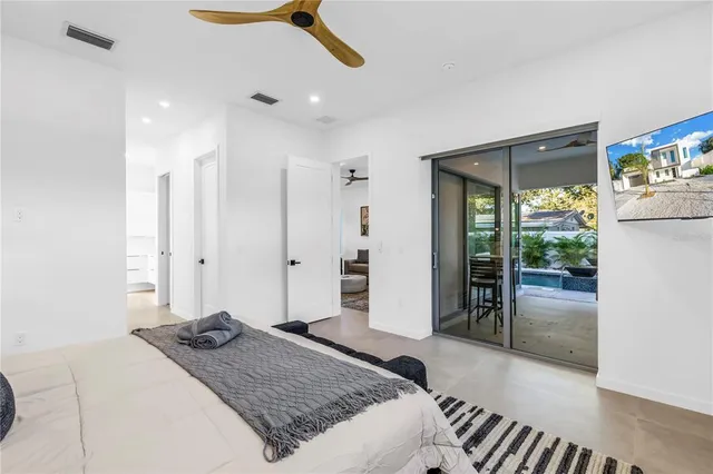 $2,290,000 | 2305 Temple Street, Sarasota, FL 34239