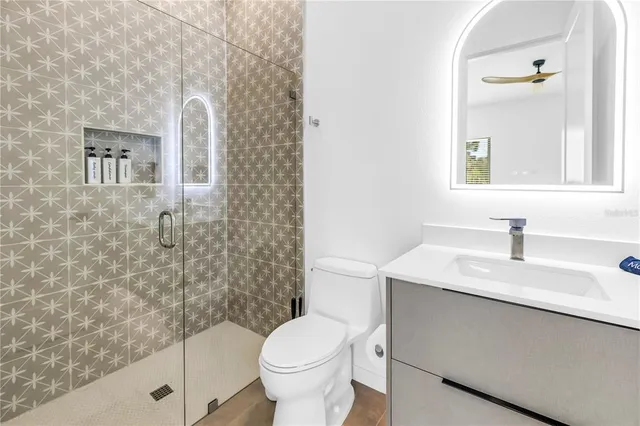 $2,290,000 | 2305 Temple Street, Sarasota, FL 34239