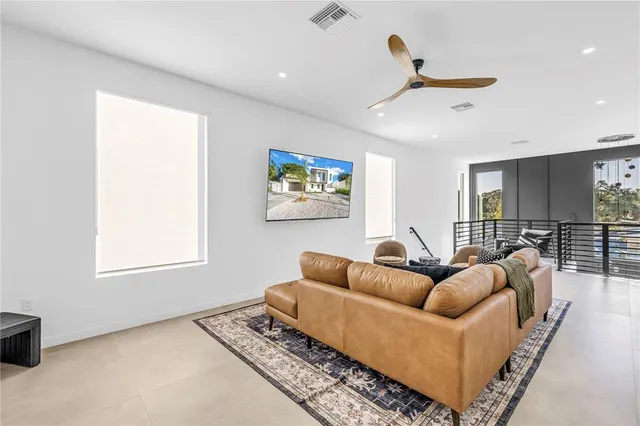 $2,290,000 | 2305 Temple Street, Sarasota, FL 34239