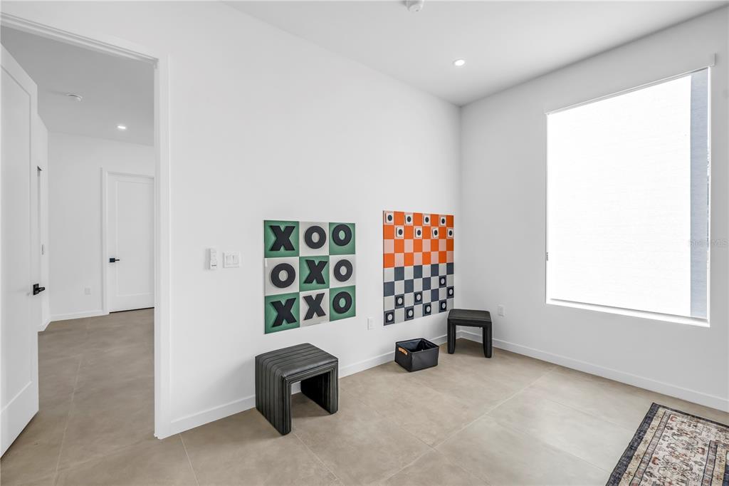 2305 Temple Street Sarasota, FL 34239 - Photo 40 of 64