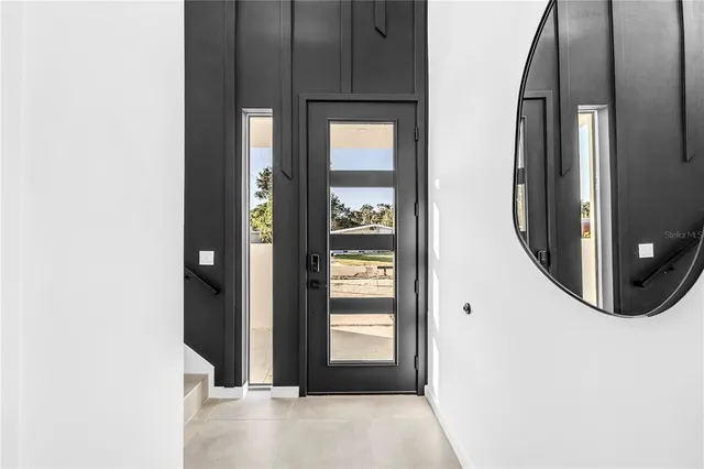 $2,290,000 | 2305 Temple Street, Sarasota, FL 34239