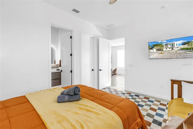 $2,290,000 | 2305 Temple Street, Sarasota, FL 34239