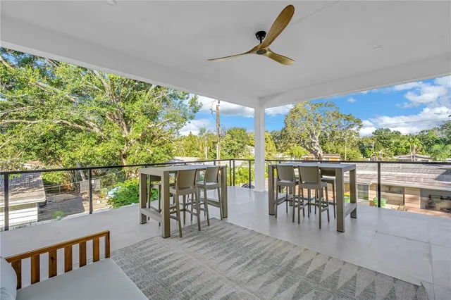 $2,290,000 | 2305 Temple Street, Sarasota, FL 34239