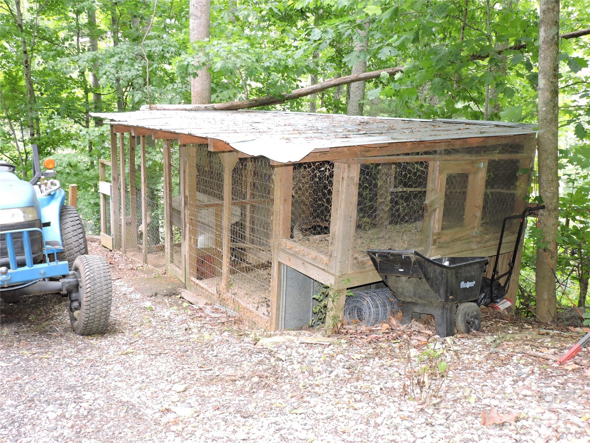 963 Melton Branch Road Bakersville, NC 28705 - Photo 6 of 48