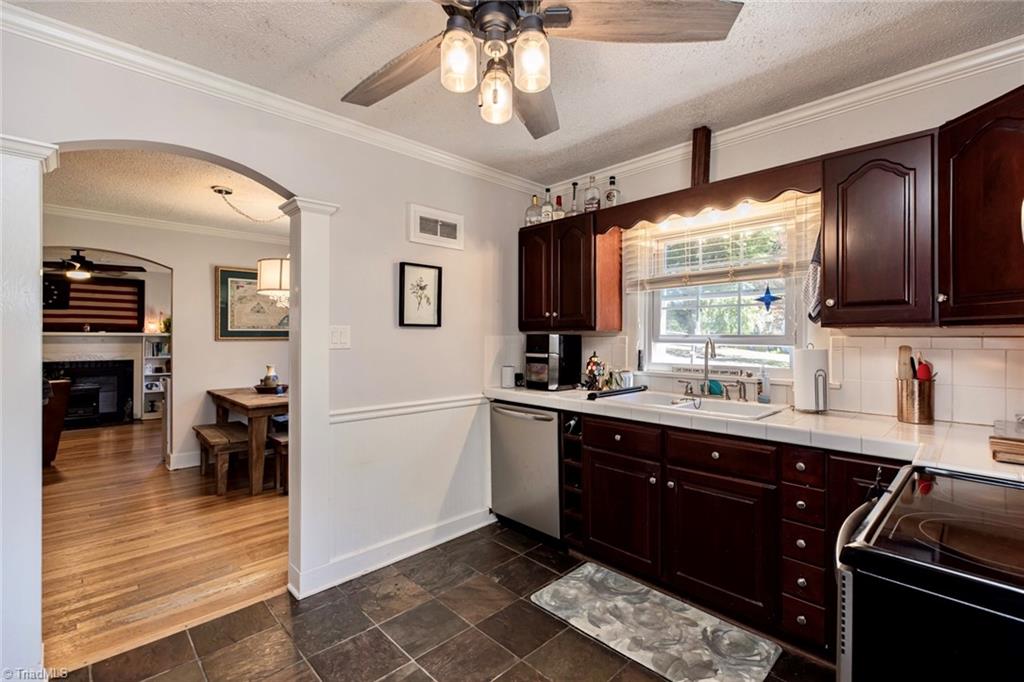 190 Victoria Street Elkin, NC 28621 - Photo 24 of 45