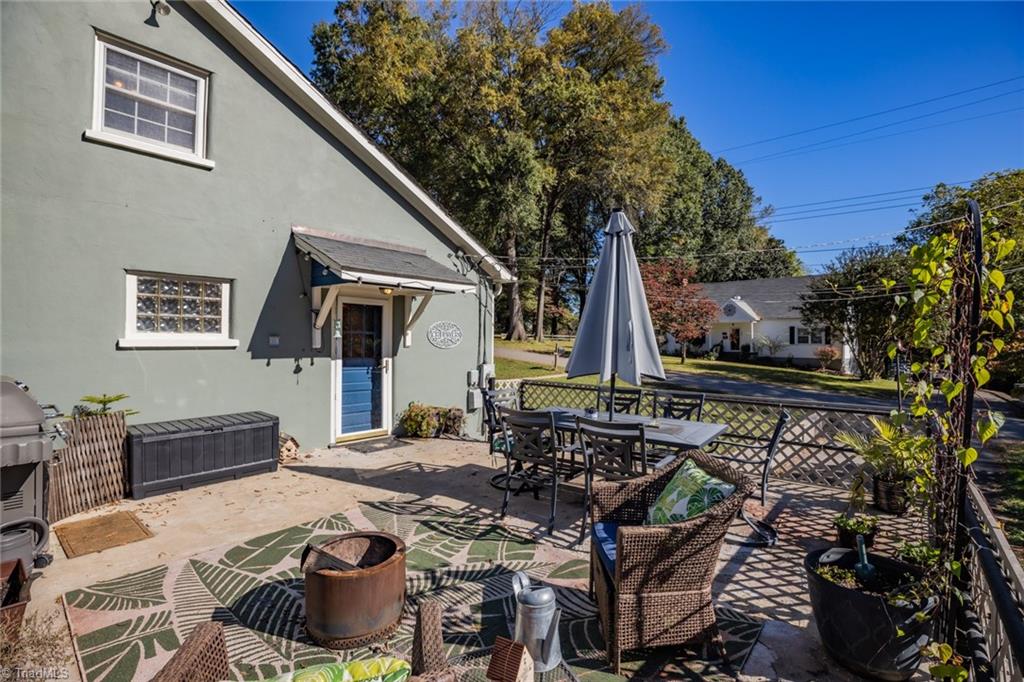 190 Victoria Street Elkin, NC 28621 - Photo 6 of 45