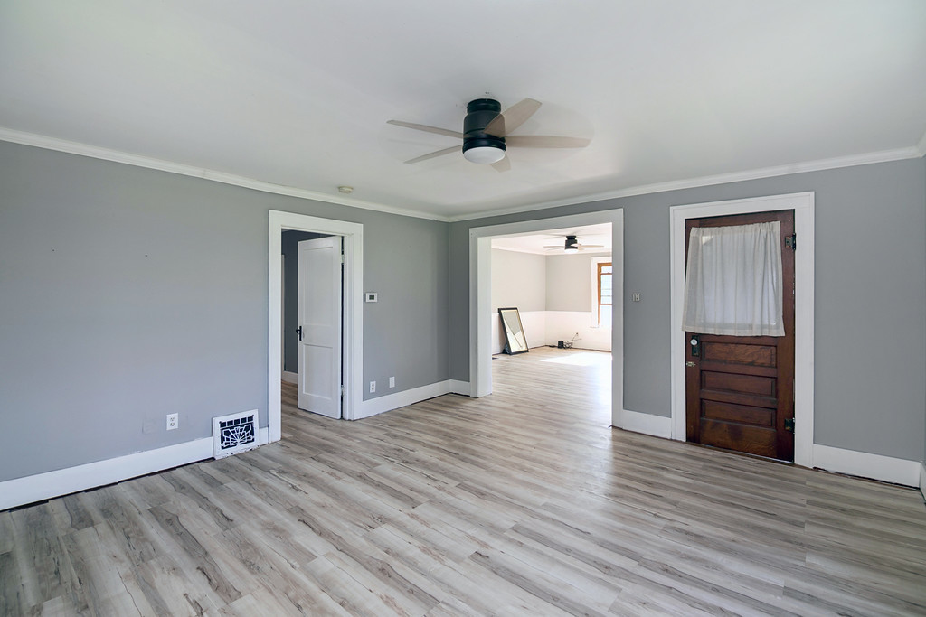 650 East 2200 North Road Danforth, IL 60930 - Photo 11 of 31